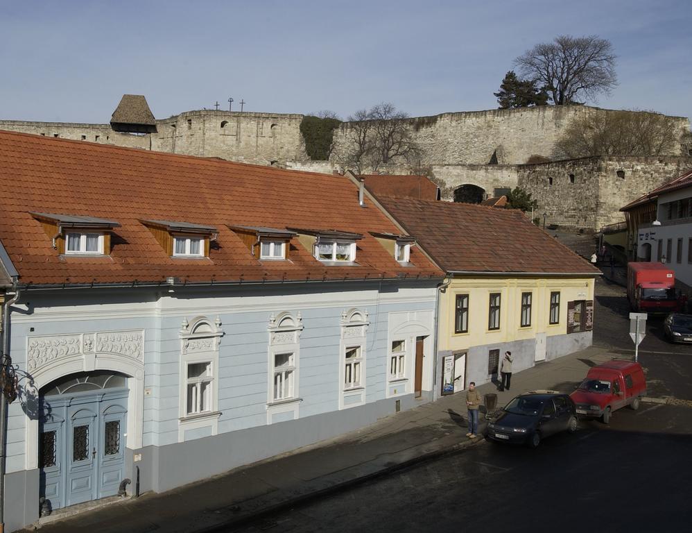 Varkapu Panzio B&B